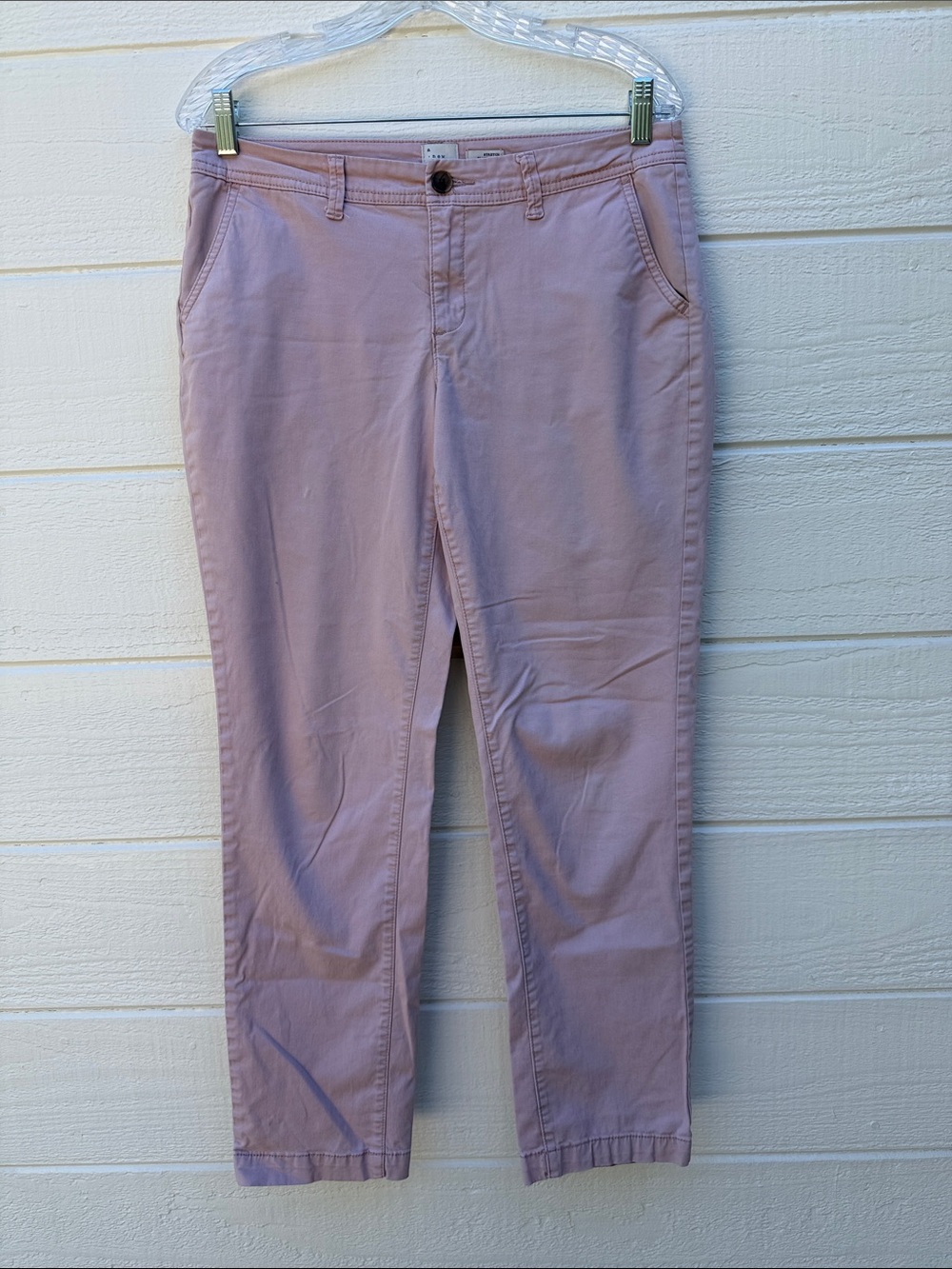 a new day Woman’s Soft Chino Pants in Light Pink. 4 pockets.